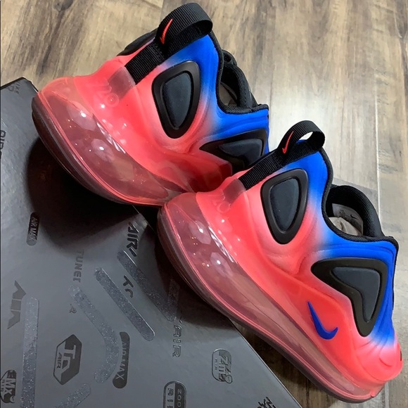 NIKE Air Max 720 (Gs) - Picture 15 of 16